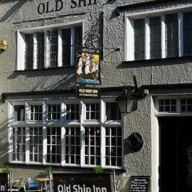 The Old Ship Inn, hotel di Dorchester