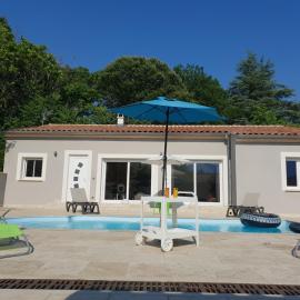 Desire, hotel di Chambonas