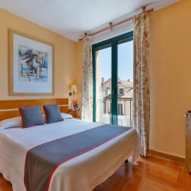 Casa Rural La Chata by Vivere Stays, Hotel in Valsain