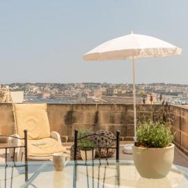 Valletta Penthouse, готель у місті Валлетта