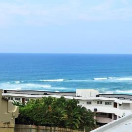 Uvongo Lucian Blue Flag Beach Apartment, hotel en Margate