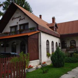 Horváth Kert Vendégház, hotel em Zirc
