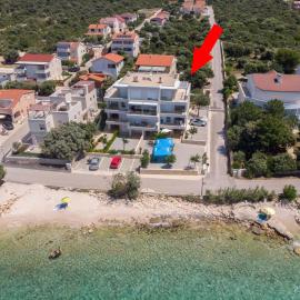 Apartments Branimir, hotel in Mandre