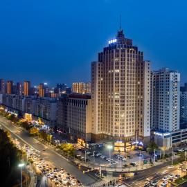 Atour Hotel Weifang Jinma Road City Hall, hotel en Weifang