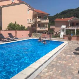 Apartments Hajo