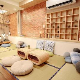 BIRD series B&B&Hostel x艾恩小屋#本國旅客須先匯款, viešbutis mieste Tainanas