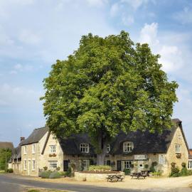 The Crown Inn, hotel a Peterborough