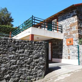 Raposeira Chloe T2, hotel in Fajã da Ovelha