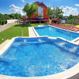 Pensiunea Casa Porojan, hotel in Baile Unu Mai