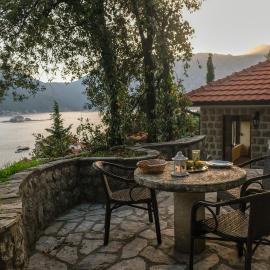 Villa & Apartments Perasto, hotelli kohteessa Perast