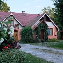 Rodzinny Domek Apartament, hotel in Wisłoczek
