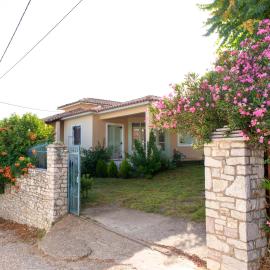 Villa with private garden