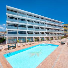 Apartamentos Strelitzias, hotel in Playa del Ingles