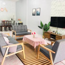 Deena Homestay (Utan Aji), hotel u gradu Kangar
