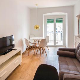 Lovely Apartment In Blanes With Wifi