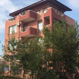 Свети Кирил Лозенец, hotel in Lozenets