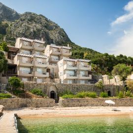 Glyfa Beach Villas: Barbati şehrinde bir otel