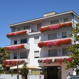 Orchidea Marina, hotel u gradu Tirenija