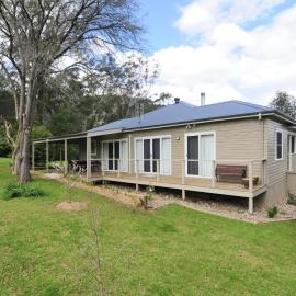 Nellsville Cottage Kangaroo Valley, hotel i Upper Kangaroo River