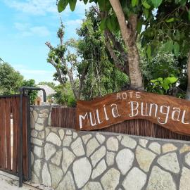 Mulia Bungalows, hotel v Nembrale