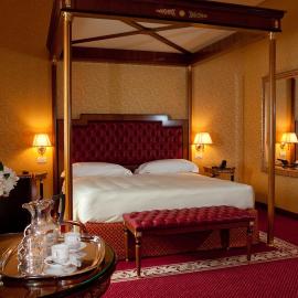 Hotel Maxim, hótel í Anzola dell'Emilia