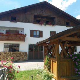 Appartamento Cologna โรงแรมในCastelfondo