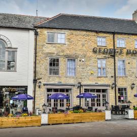 The George Hotel, hotell i Axminster