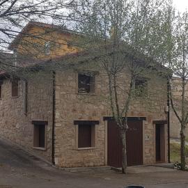 Casa Rural El Retiro de los Casasola, hotel en Establés