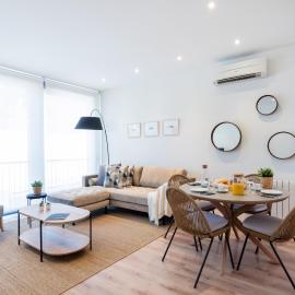 Petit Luxe Tobella Esquerra