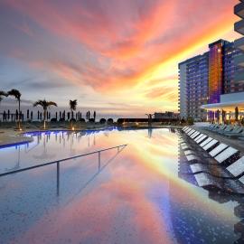 Hard Rock Hotel Tenerife, hotel u gradu 'Adeje'
