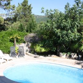 gîte jaune Ardèche L'Avventura