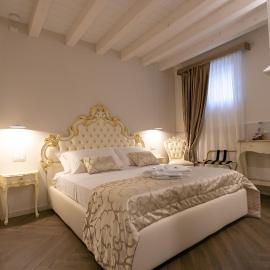 Ca' Vittoria Boutique House by ApartSuite, hotel v destinaci Chioggia