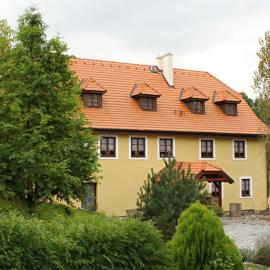 Žabonosy Mlýn、Žabonosyのホテル