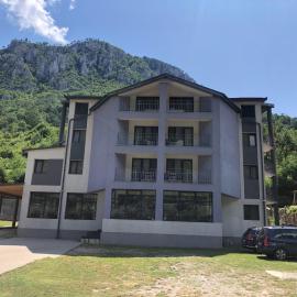 Pensiunea Platinum, hotel in Băile Herculane