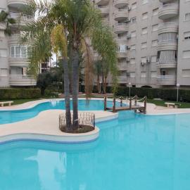 TROPICANA GANDIA - Alquiler sólo Familias, hotelli kohteessa Los Mártires
