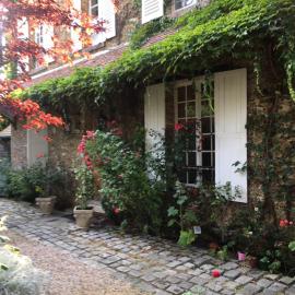Le Cèdre Bleu, hotell i Grosrouvre