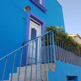 La Maison Bleue Trentemoult, Hotel in Rezé