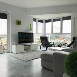 Luxury Westpark 2 Residence with Lake View