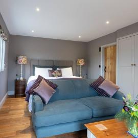 The Old Engineer A rural boutique retreat, Hotel in Yalding