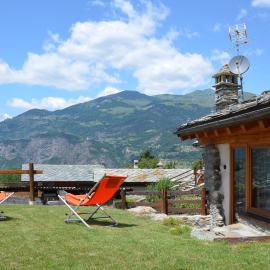 Villetta con giardino e panorama incantevole