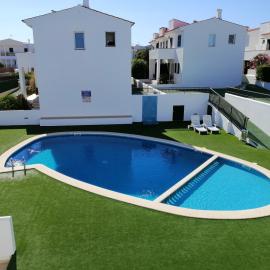VILLA DIPLOMADO (RELAX EN EL PARAISO), hotel in Es Mercadal