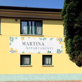 Luxury Martina Appartamenti, hotel u Monigi