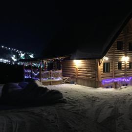 B&B Le Chalet Bois de Coeur, hotel di Saint Come