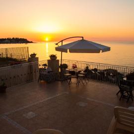 Appartamento in Villa Agnese、アーチ・トレッツァのホテル