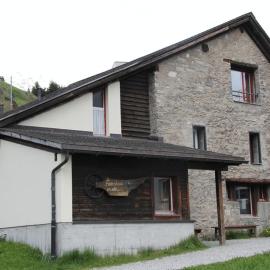 Hostel im Oltä Stall, hotelli kohteessa Andermatt