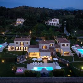 S & O Villas Corfu, ξενοδοχείο στη Δασιά