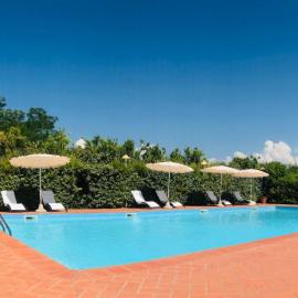 Villa Lavinia B&B, hotel u gradu Monteskudajo