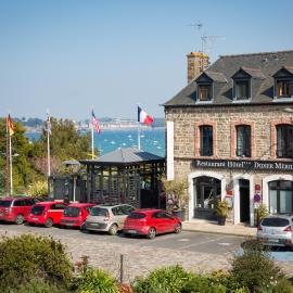 Restaurant Hotel Didier Méril, hôtel à Dinard
