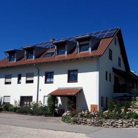 Ferienwohnung Weigert, hotel a Sinzing