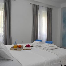 Art Apartments